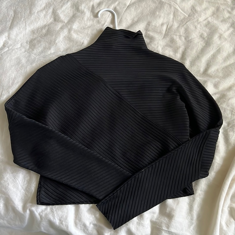 Navy blue turtle neck crop top